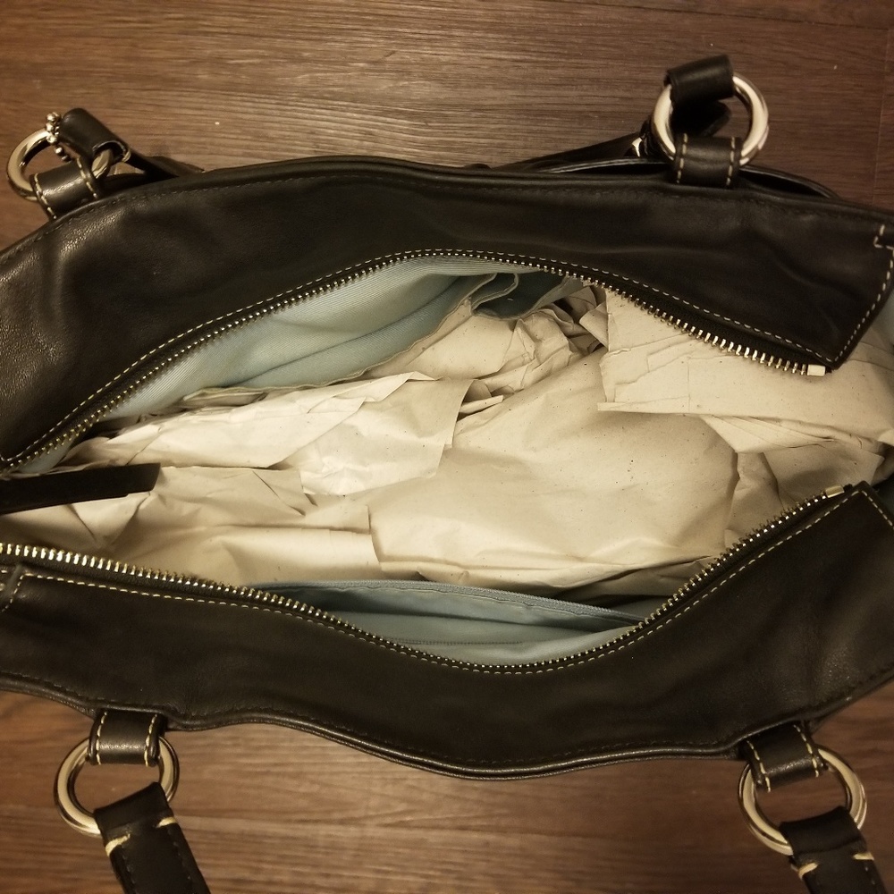 Coach Large Tote - Picture 2 of 6